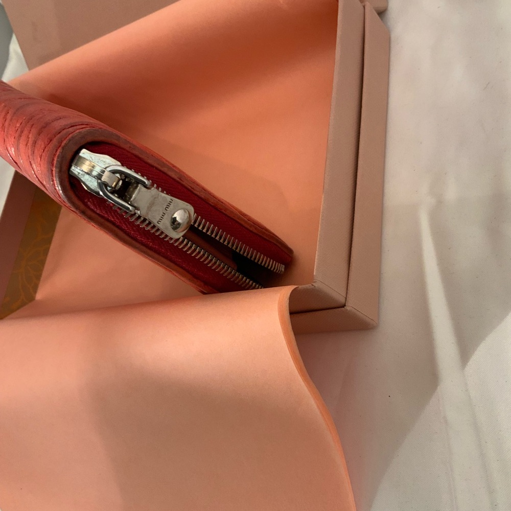 Miu Miu Wallet - image 5